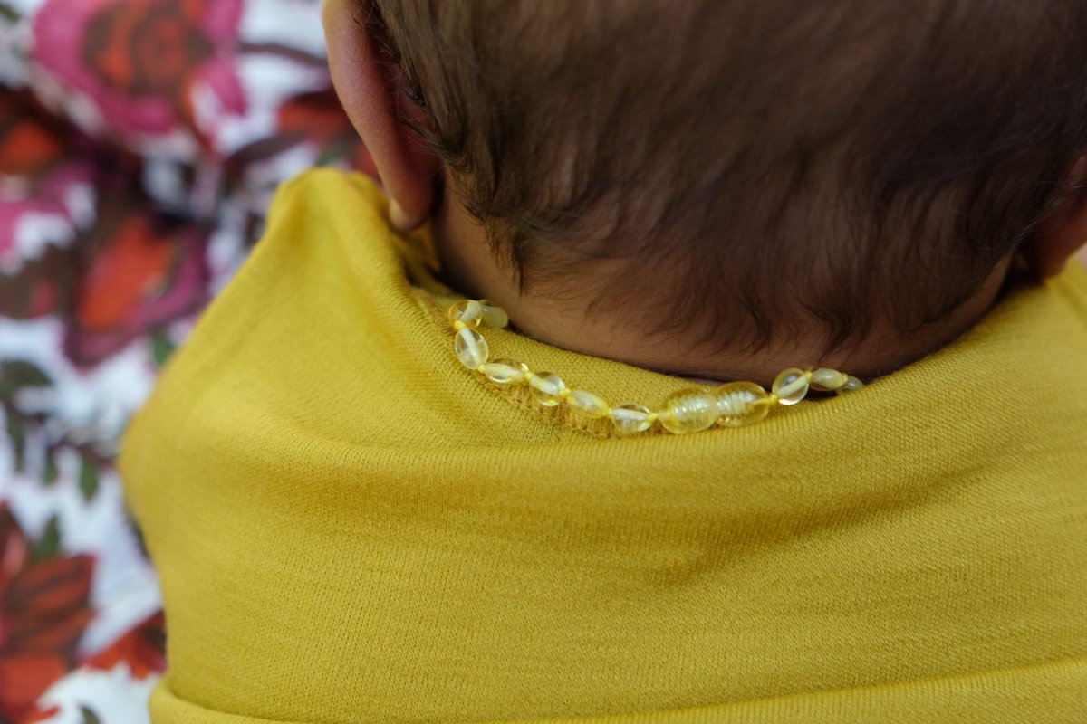Baby/Kind - Barnsteen ketting - lemon - ovalen gepolijste steentjes - 33cm