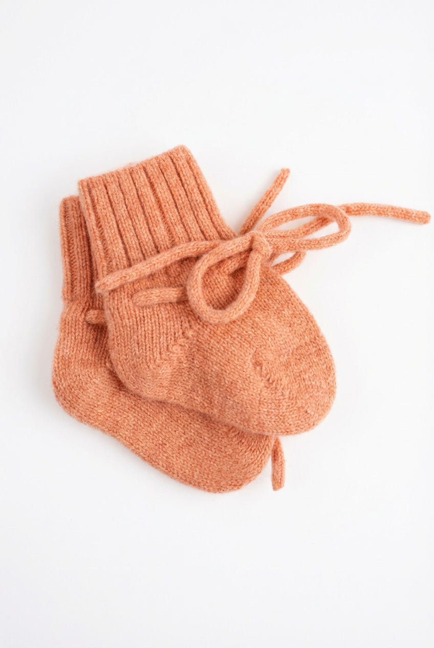 Wollen Baby sokjes / Newborn Sokjes - Merinowol - Peach Fuzz
