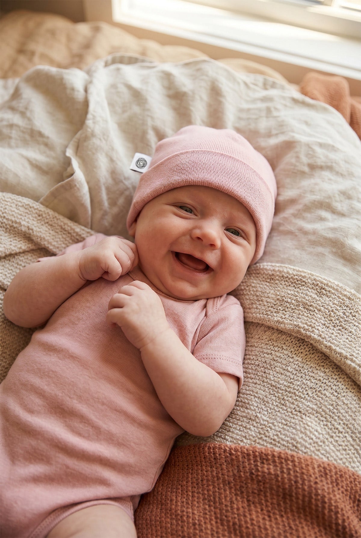 Bonnet bébé en laine - Merinowol - Misty Rose
