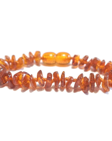 Baby/Kind - Barnsteen armbandje - cognac - chips gepolijst - 14cm - Lille Barn - With ♥ for the smallest