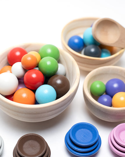 Houten speelgoed schaaltjes en ballen set - Montessori - Open einde speelgoed