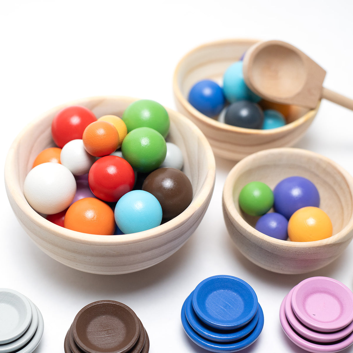 Houten speelgoed schaaltjes en ballen set - Montessori - Open einde speelgoed