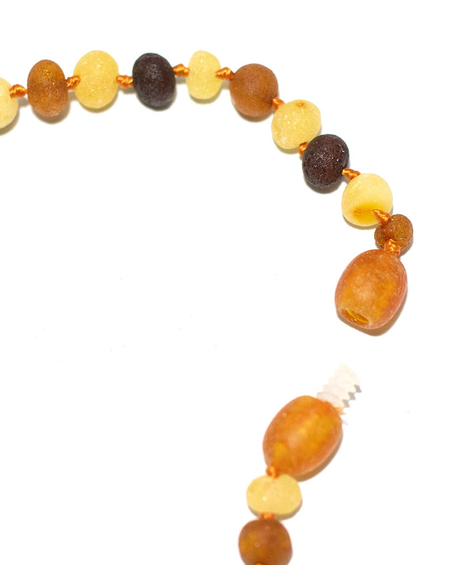 Baby/Kind – Barnsteen ketting – ruwe ronde kraaltjes – 33cm - 4 kleuren