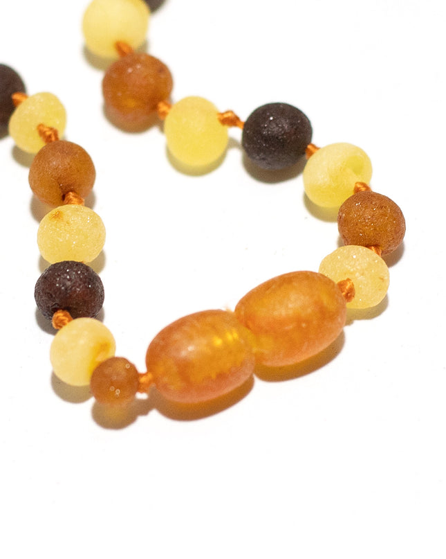 Baby/Kind – Barnsteen ketting – ruwe ronde kraaltjes – 33cm - 4 kleuren