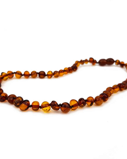 Kinderketting Barnsteen – ronde kraaltjes – 36cm - cognac - Lille Barn - With ♥ for the smallest