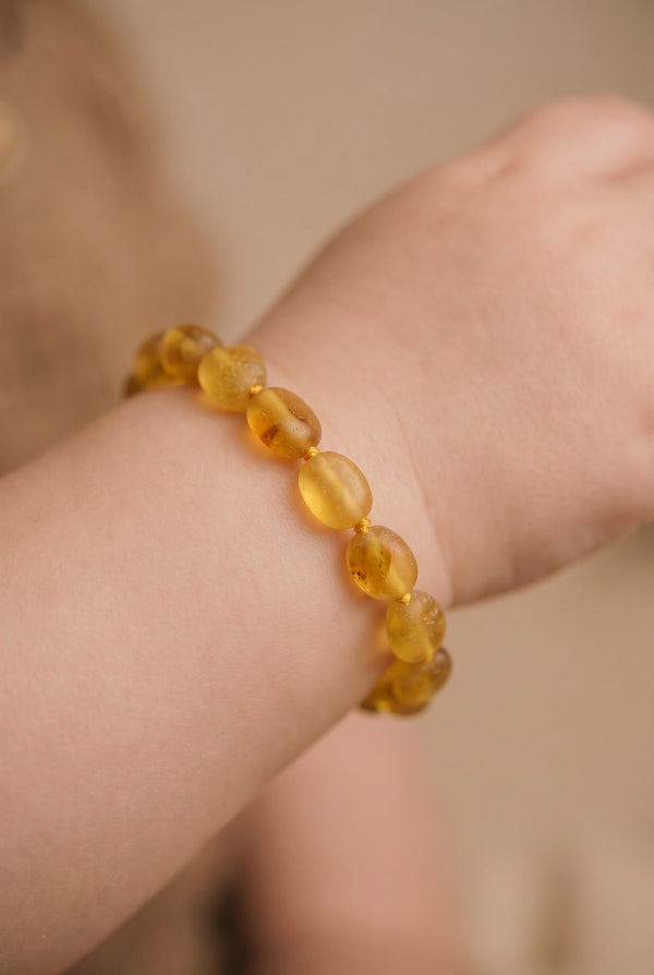 Baby/Kind - Bernsteinarmband - Ovale Rohperlen