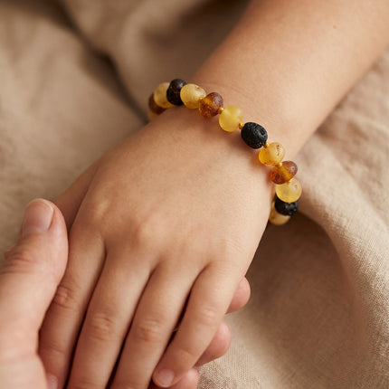 Collection image for: Baby Bernsteinarmbänder