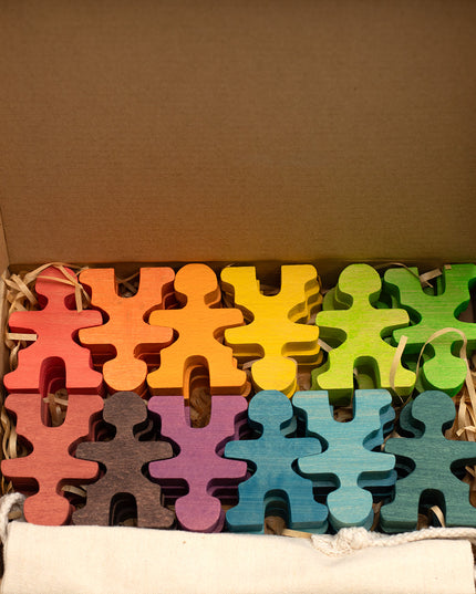 Houten speelgoed - Stapel Poppetjes / acrobaatjes - Montessori - Open einde speelgoed - Lille Barn - With ♥ for the smallest