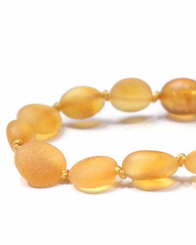 Baby/Kind - Barnsteen armbandje - Ovalen ruwe kraaltjes - Honing - Lille Barn - With ♥ for the smallest