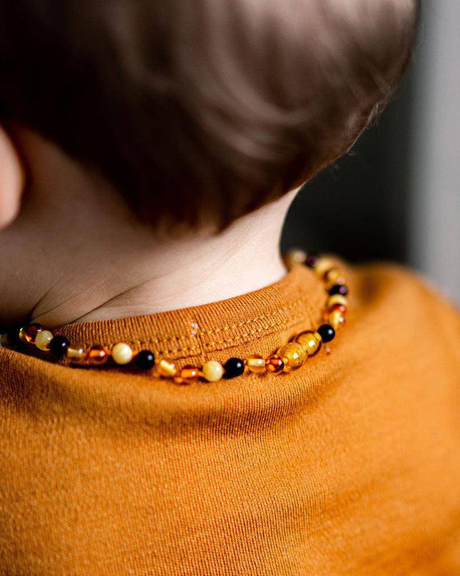 Baby/Kind – Barnsteen ketting – ronde kraaltjes – 33cm - 4 kleuren - Lille Barn - With ♥ for the smallest