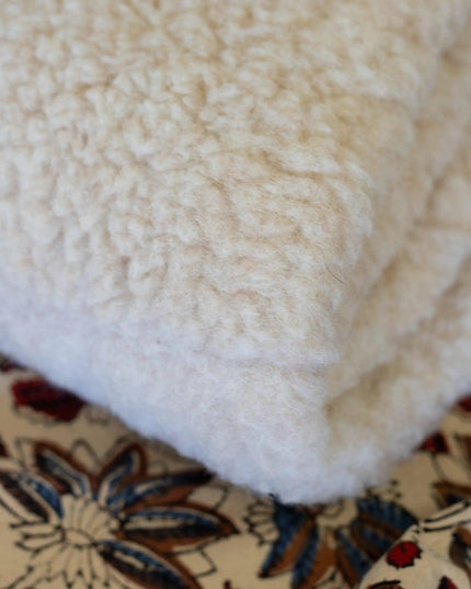 Wollen wiegdeken - 75x100cm - Enkellaags - Merinowol - Amandel - Lille Barn - With ♥ for the smallest