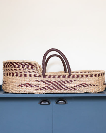 Moses basket - Moses cradle made of seagrass - Rani