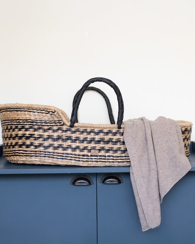 Moses basket - Moses cradle made of seagrass - Reza