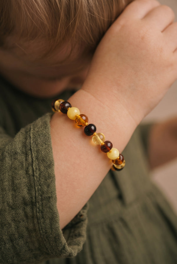 Baby/Kind – Bernsteinarmband – runde Rohperlen – 14 cm – Cognac
